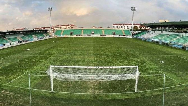 ADEPTOS REGRESSAM ÀS BANCADAS DO ESTÁDIO JOÃO CARDOSO, EM TONDELA